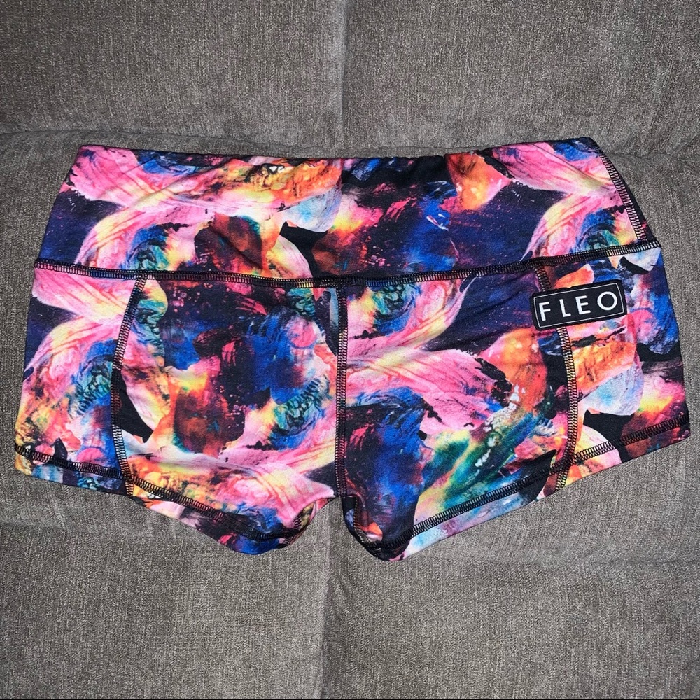 Fleo Shorts